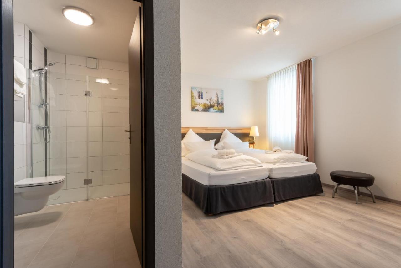 Hotel in Laisen Reutlingen Buitenkant foto