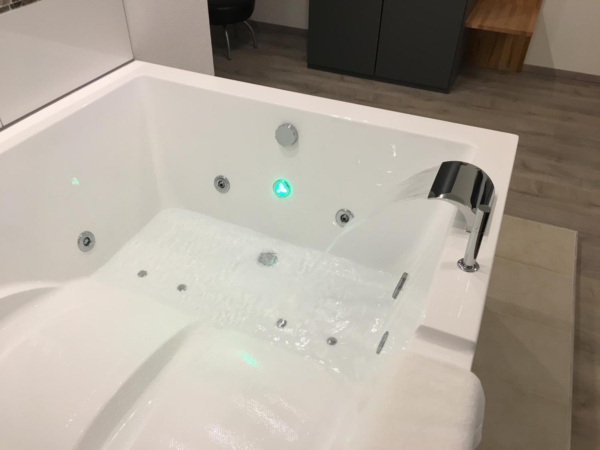 Hotel in Laisen Reutlingen Kamer foto